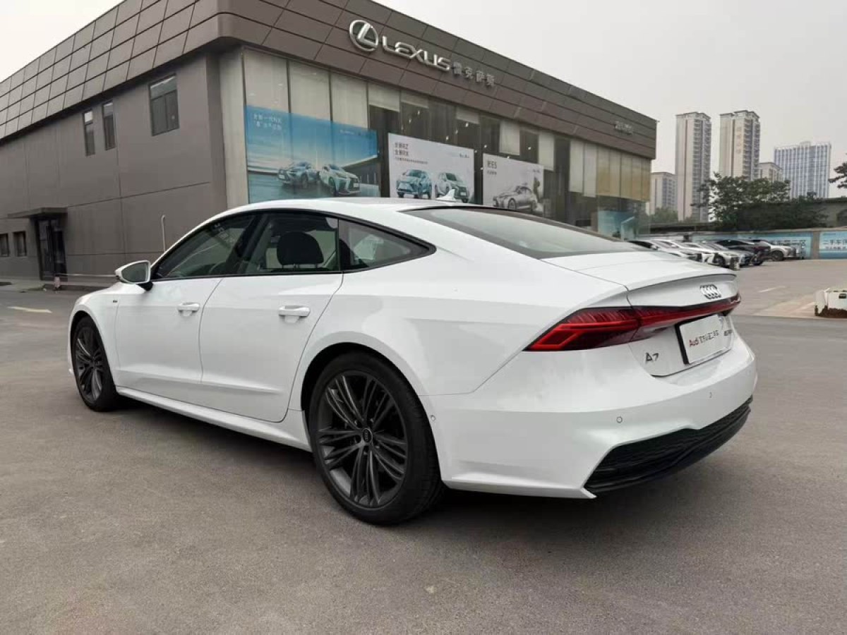 奧迪 奧迪A7  2023款 45 TFSI 臻選型圖片