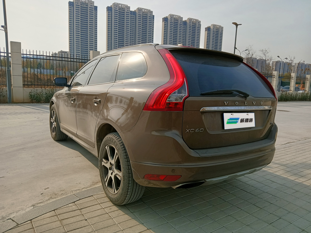 沃爾沃 XC60  2014款 改款 T5 智逸版圖片