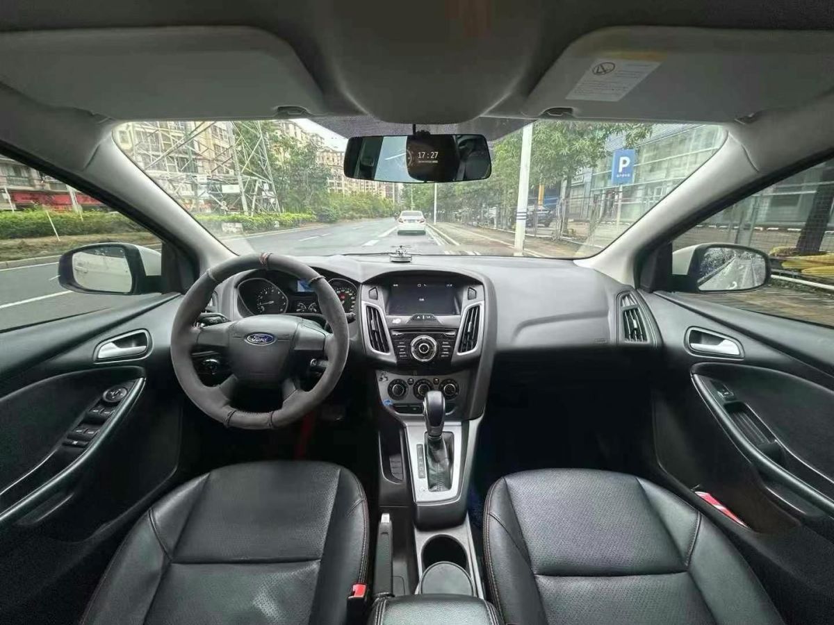 福特 ?？怂? 2015款 三廂 EcoBoost 180 自動精英型圖片