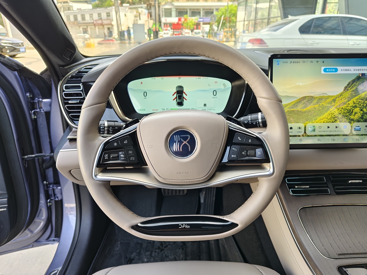 比亞迪 漢  2024款 EV 榮耀版 610KM四驅(qū)天神之眼智駕型圖片