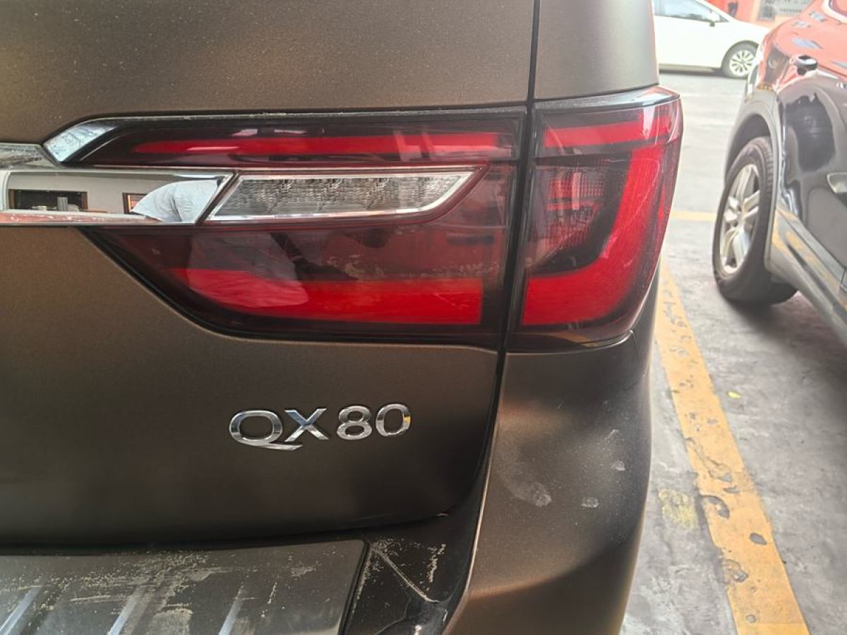 英菲尼迪 QX80  2016款 5.6L 4WD圖片