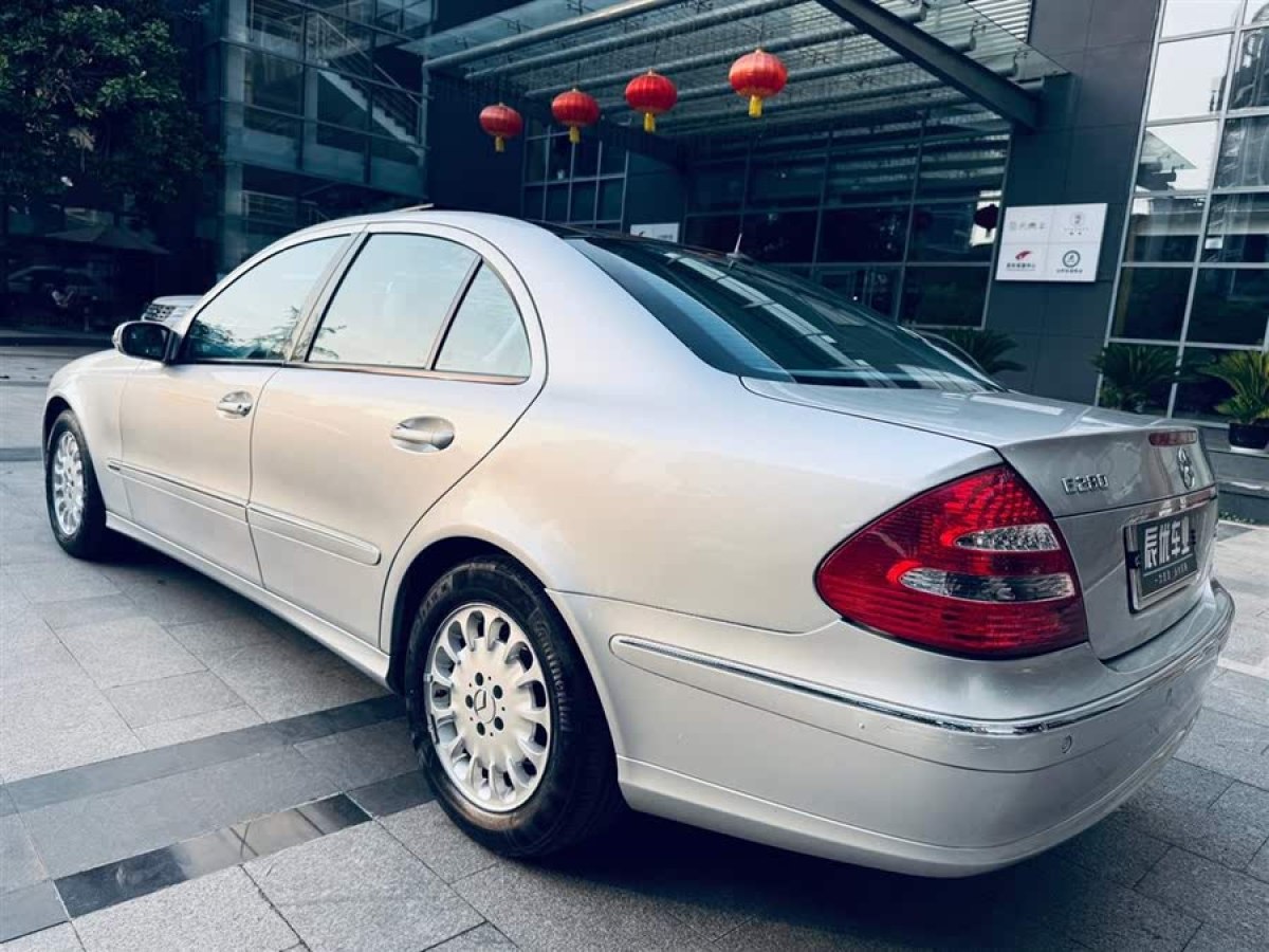 奔馳 奔馳E級(jí)  2005款 E 280圖片
