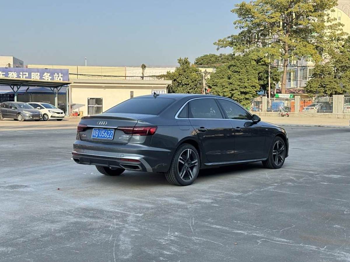 奧迪 奧迪A4L  2020款 40 TFSI quattro 豪華動感型圖片