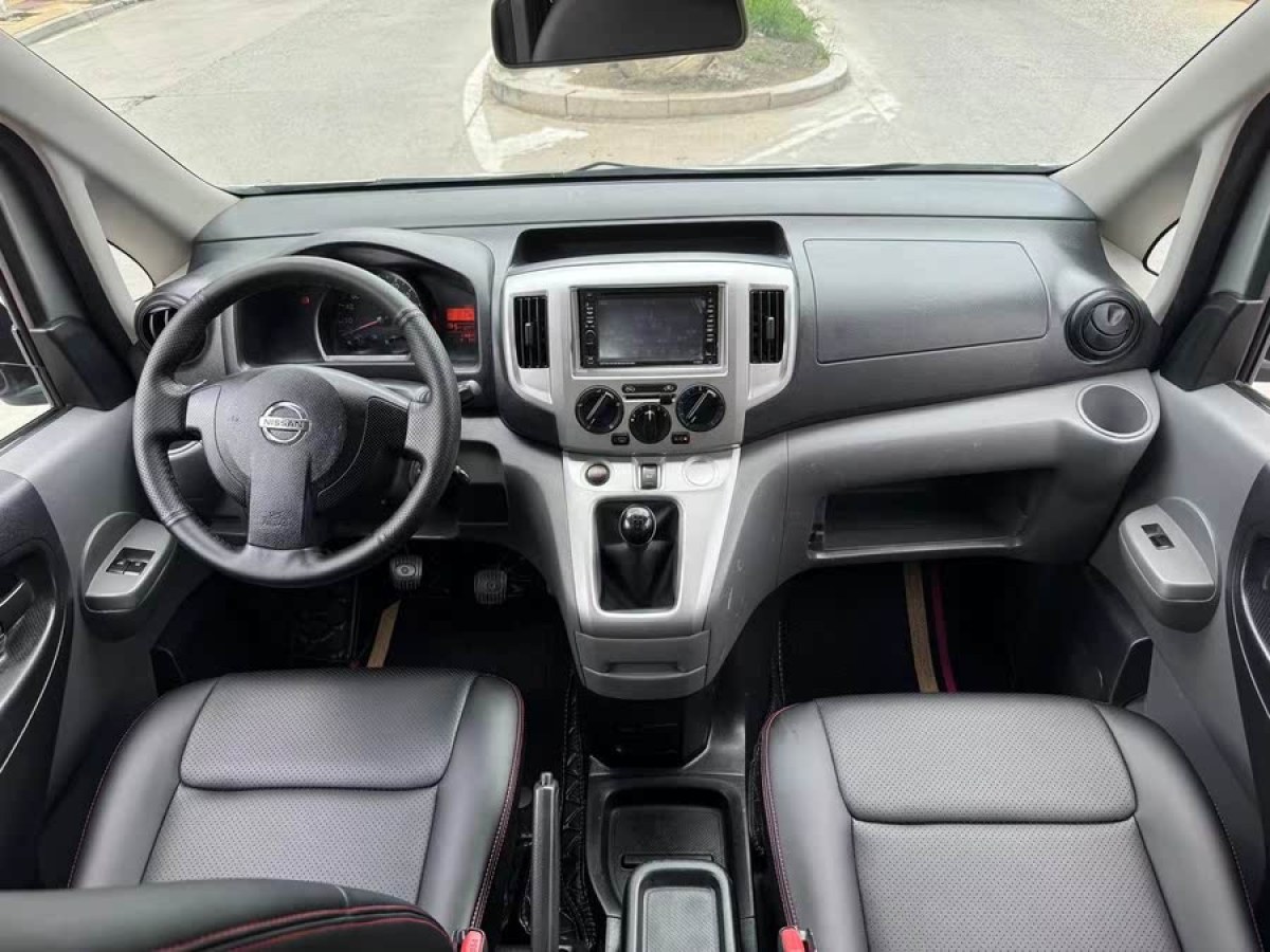 日產(chǎn) NV200  2012款 1.6L 232座 豪華型圖片