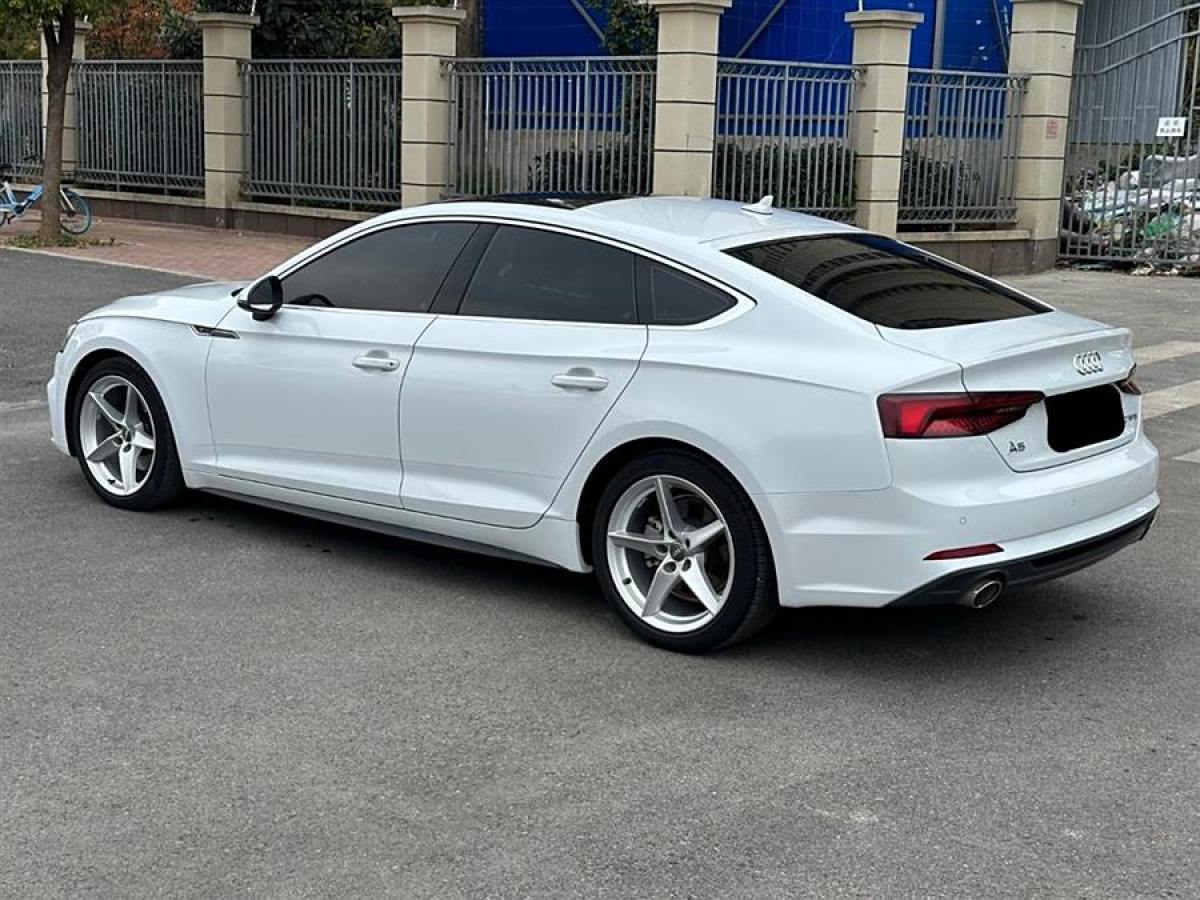 奧迪 奧迪A5  2019款 Sportback 40 TFSI 時(shí)尚型圖片