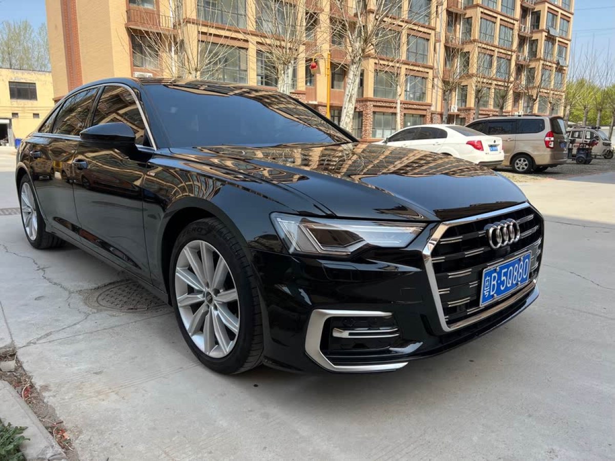 奧迪 奧迪A6L  2023款 改款 45 TFSI 臻選動(dòng)感型圖片