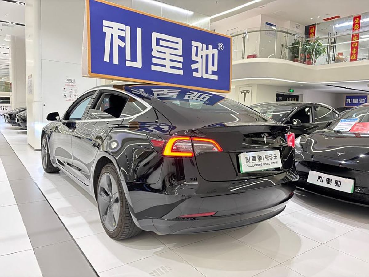 特斯拉 Model Y  2020款 改款 標(biāo)準(zhǔn)續(xù)航后驅(qū)升級(jí)版圖片