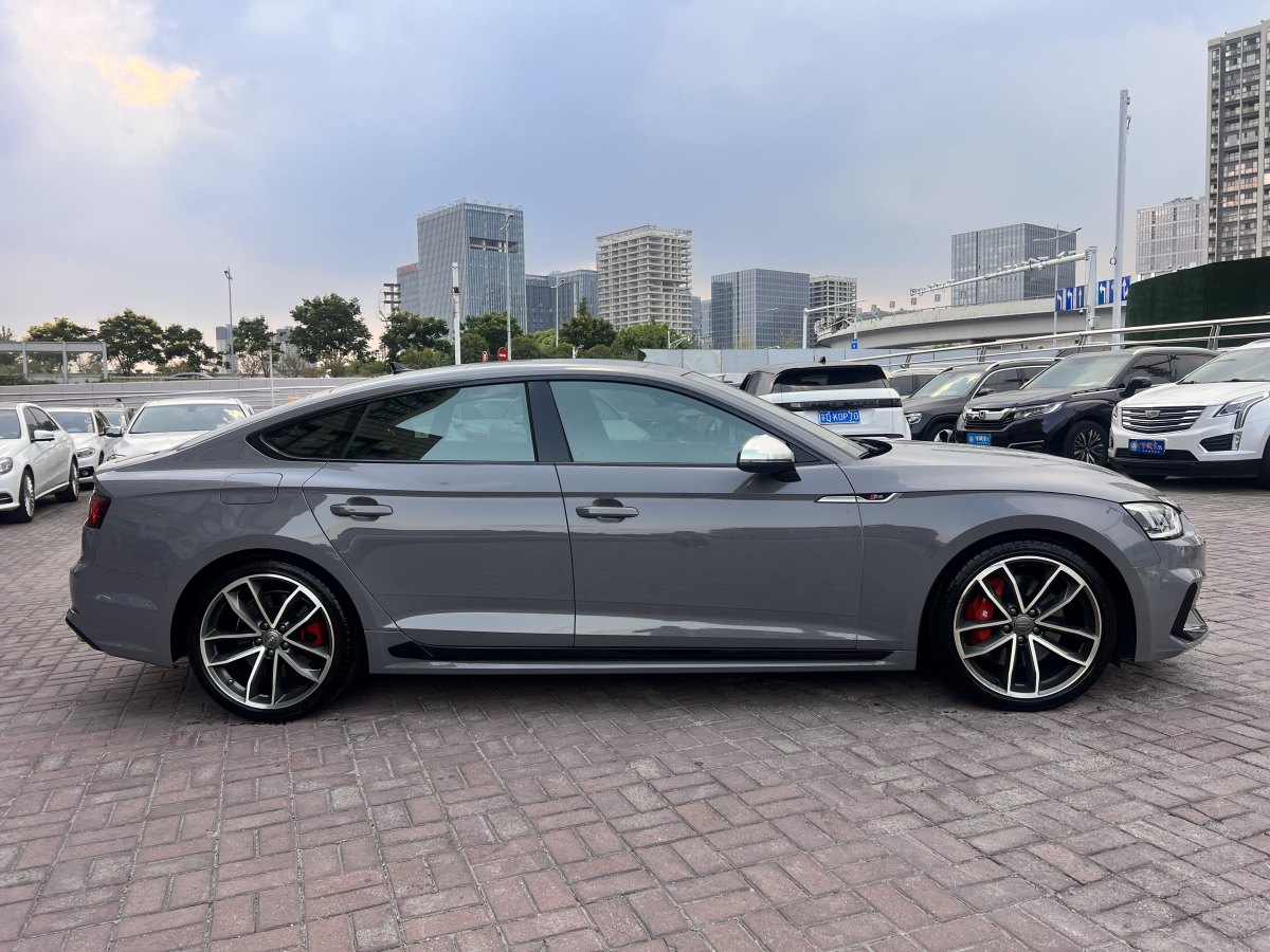 2019年4月奧迪 奧迪S5  2017款 S5 3.0T Sportback