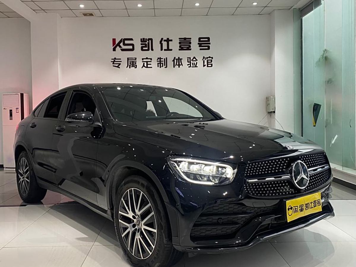 2023年3月奔馳 奔馳GLC  2022款 改款 GLC 260 4MATIC 轎跑SUV