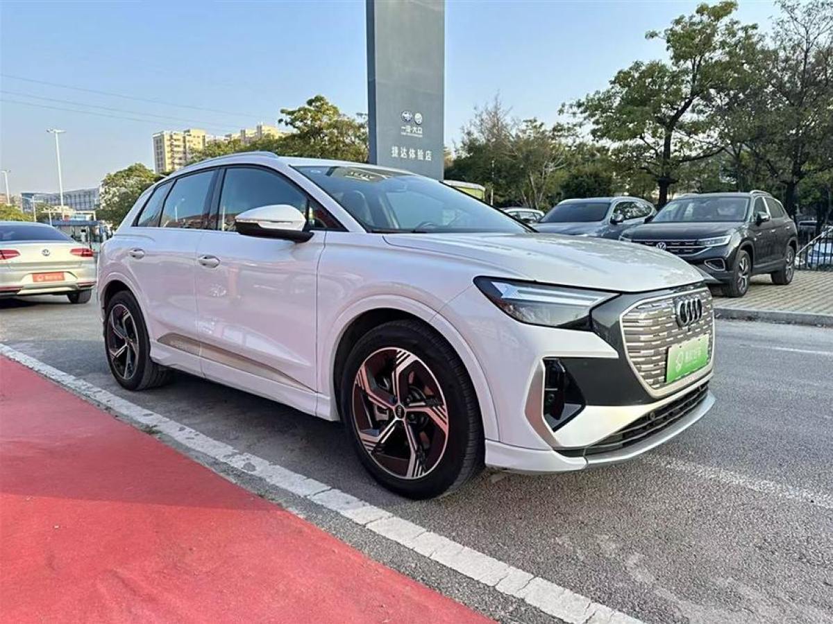 奧迪 奧迪Q4 e-tron  2023款 50 e-tron quattro 創(chuàng)境版圖片