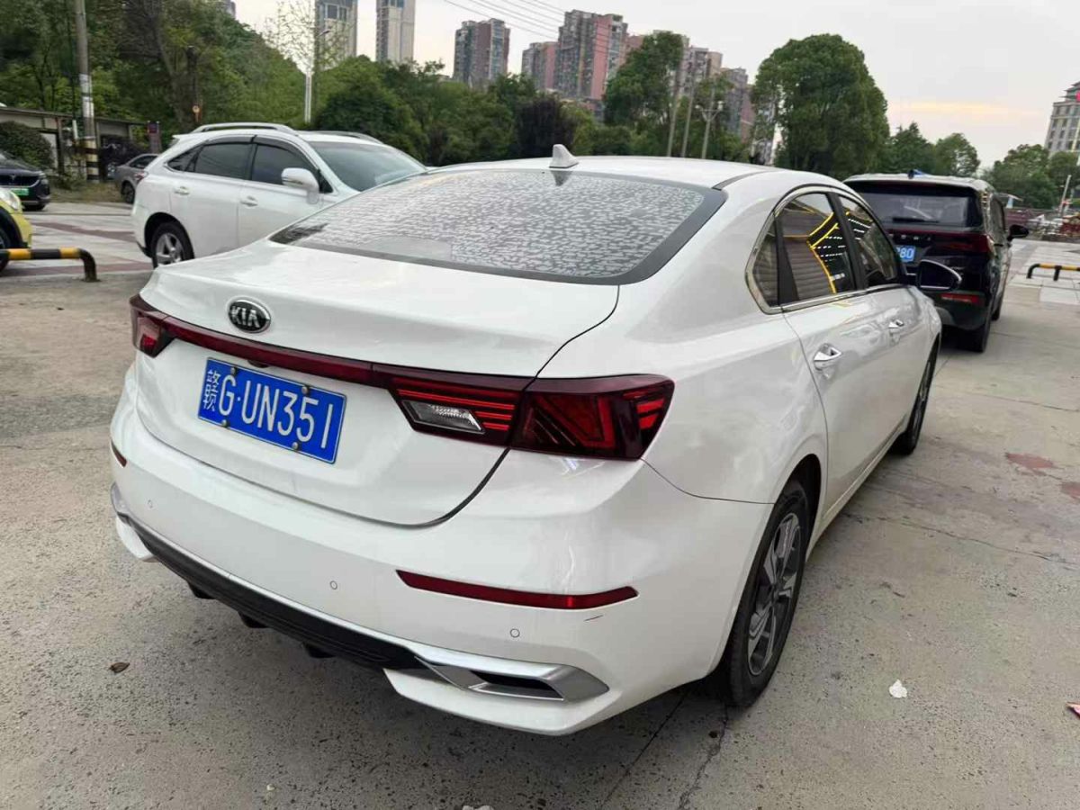 起亞 K3  2020款 1.5L CVT新銳天窗版圖片