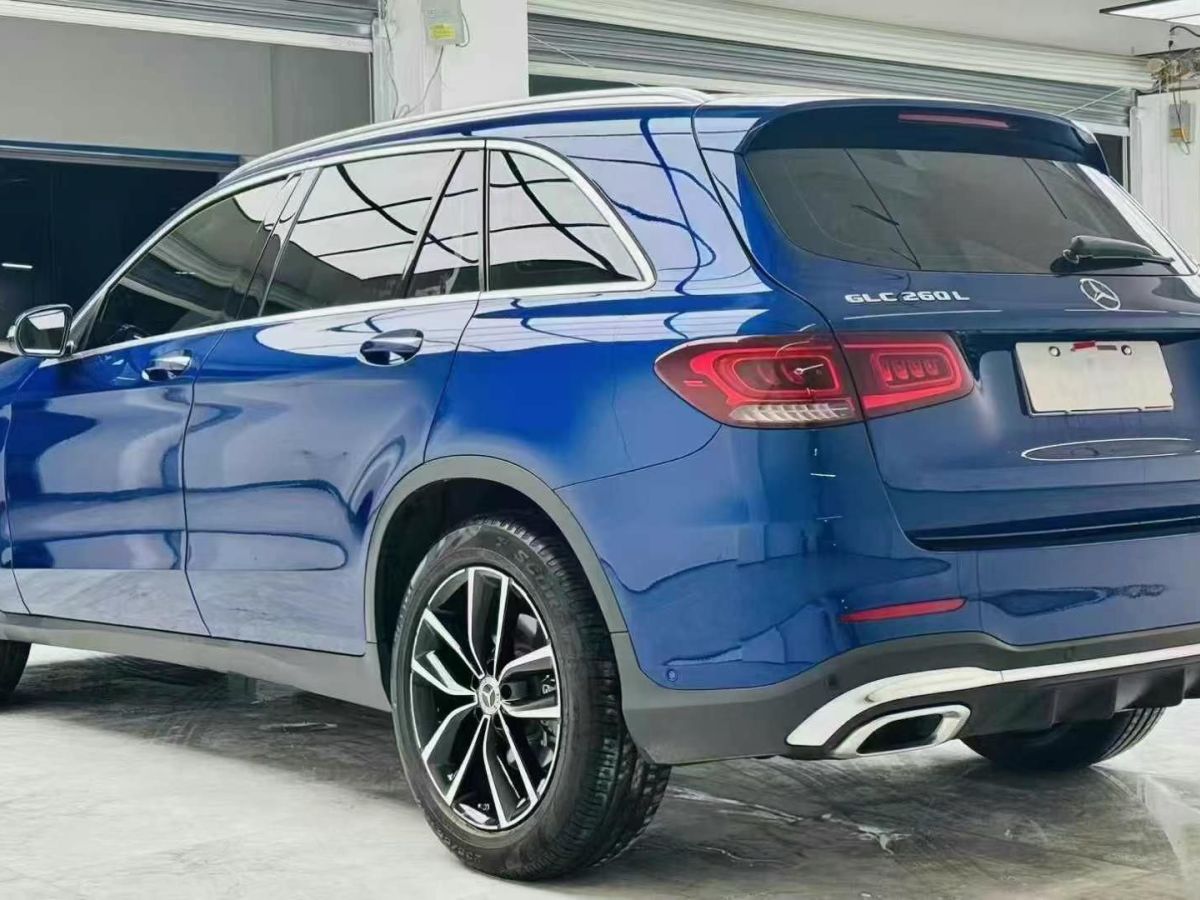奔馳 V級(jí)  2020款 V 260 L 長(zhǎng)軸距豪華版圖片