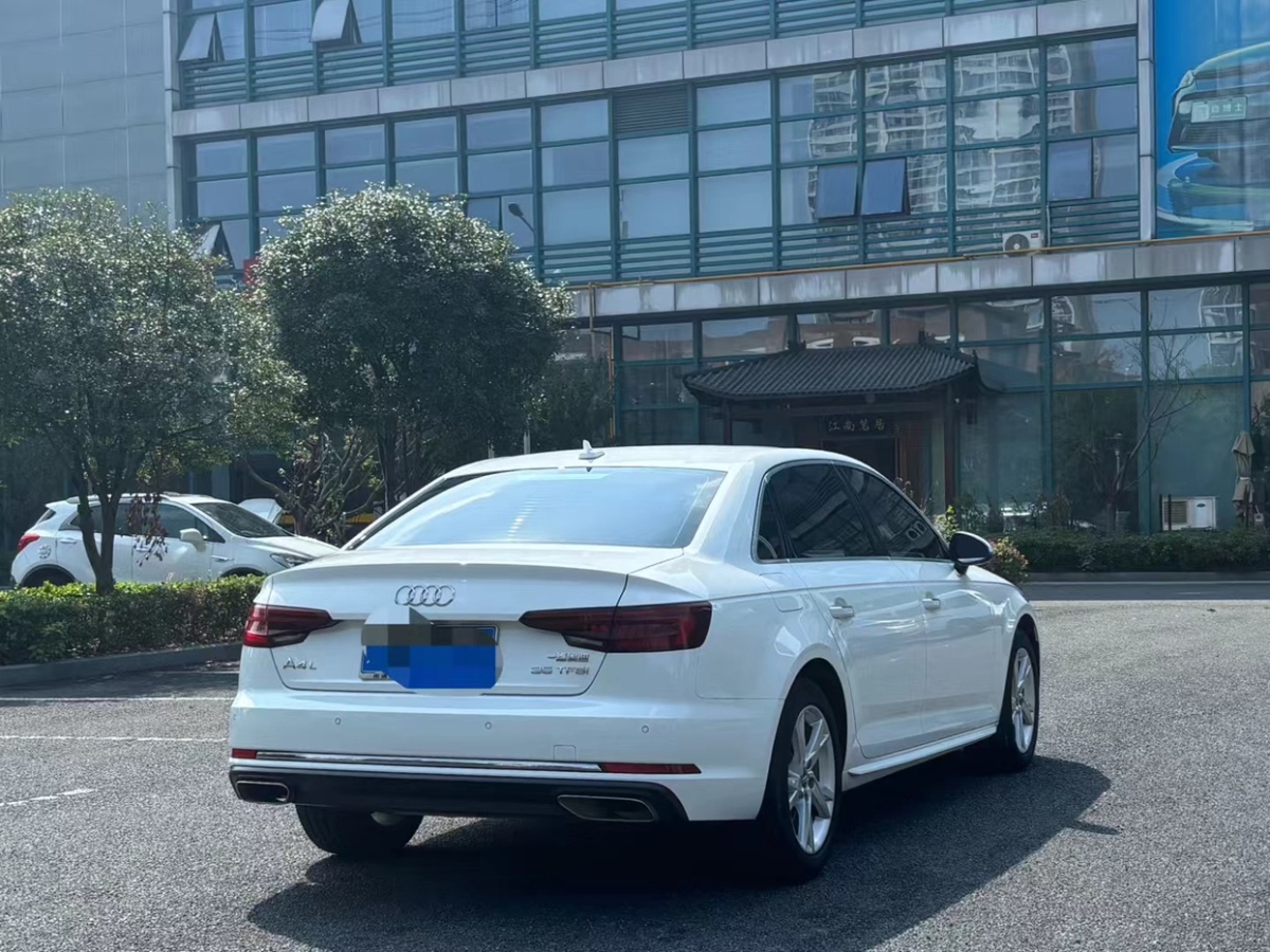 奧迪 奧迪A4L  2019款 35 TFSI 進(jìn)取型 國(guó)V圖片