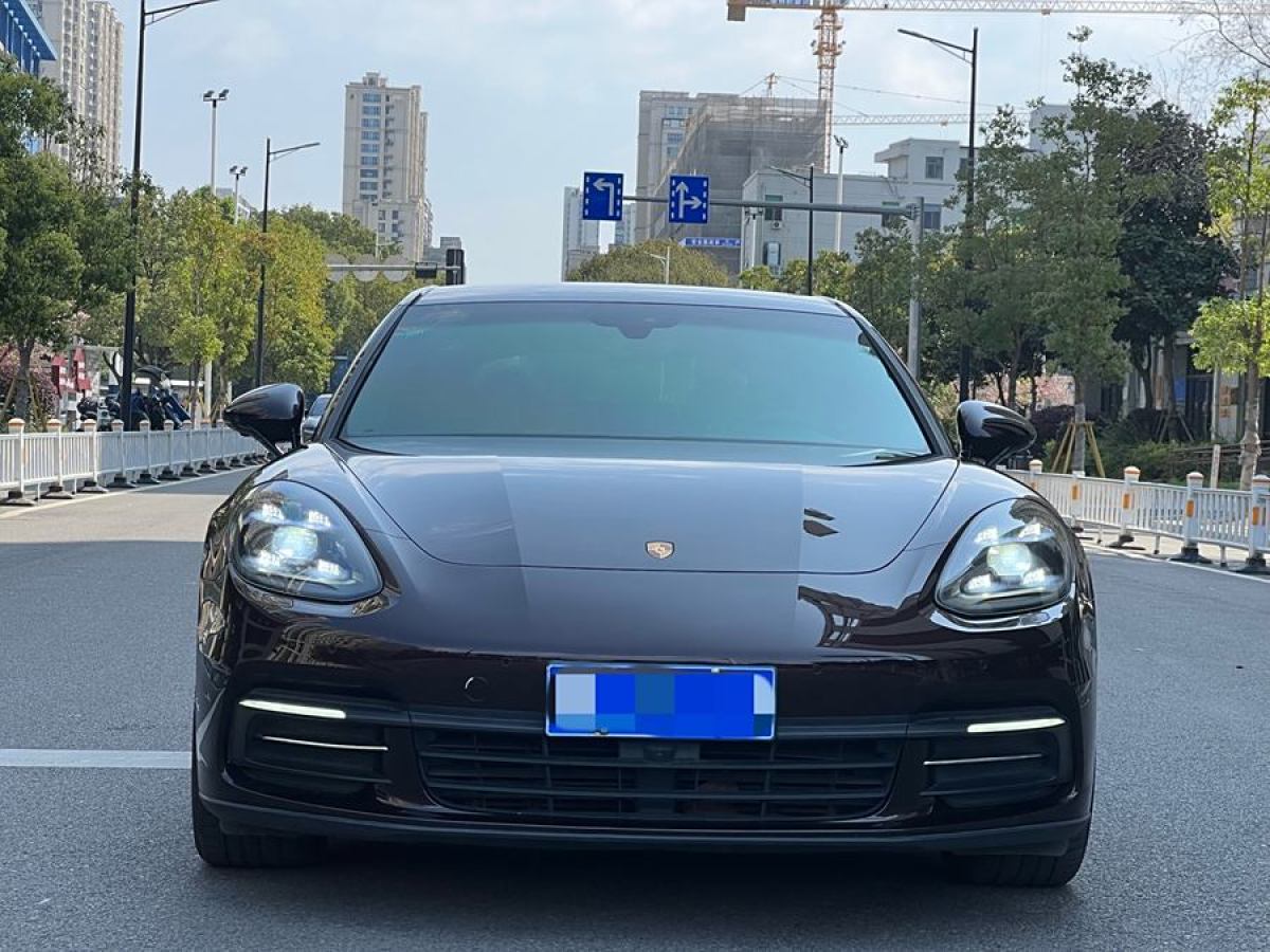 2018年7月保時捷 Panamera  2017款 Panamera 行政加長版 3.0T