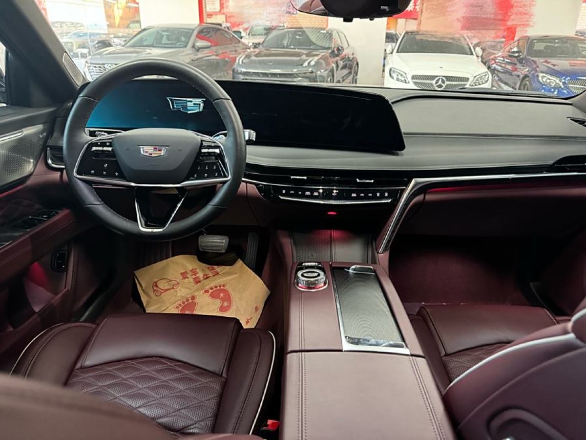 凱迪拉克 CT6  2023款 28T 尊貴型圖片