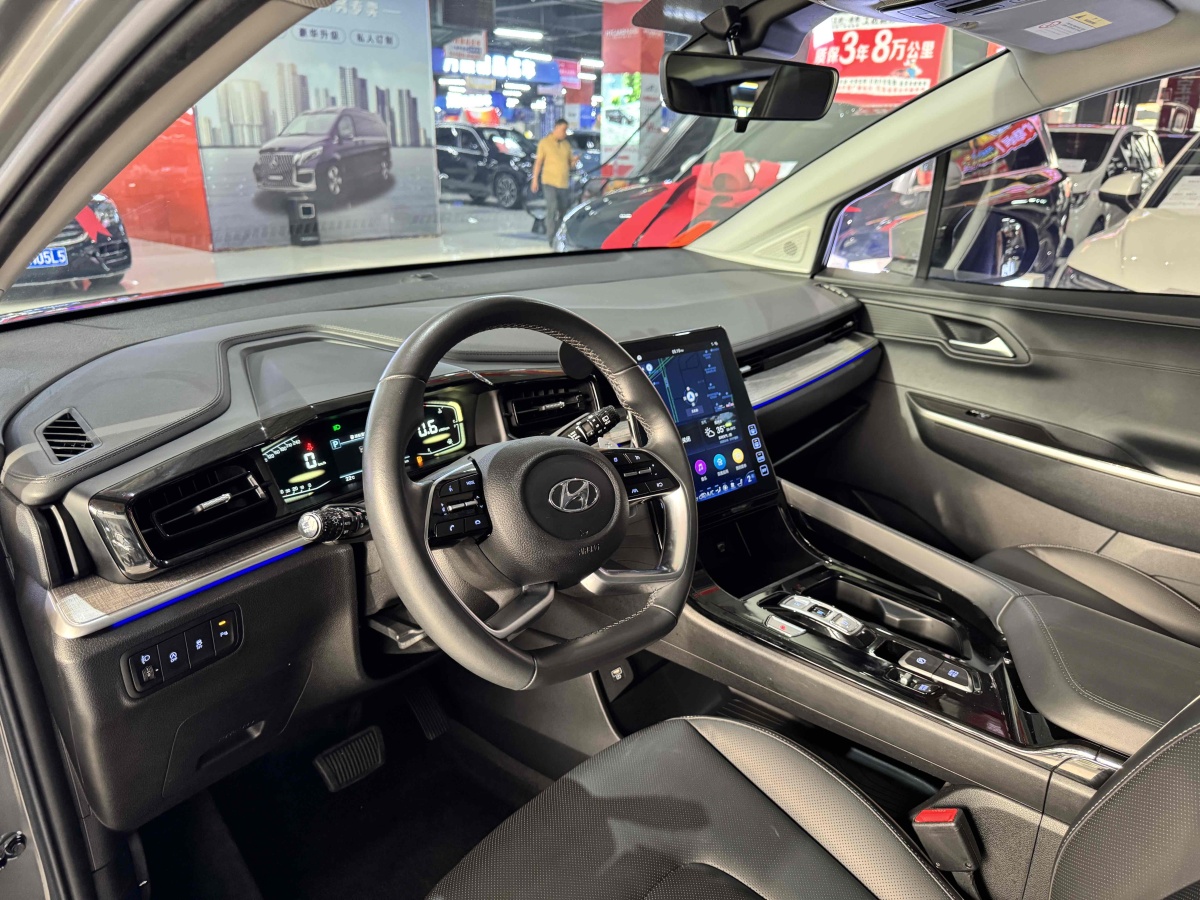 現(xiàn)代 庫(kù)斯途  2024款 380TGDi LUX Premium 智愛(ài)尊貴版圖片