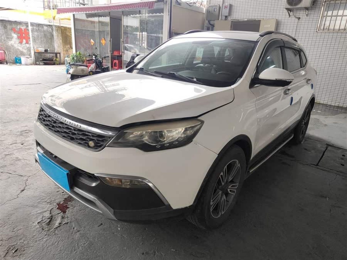 獵豹 獵豹CS10  2015款 2.0T 手動(dòng)卓越型圖片