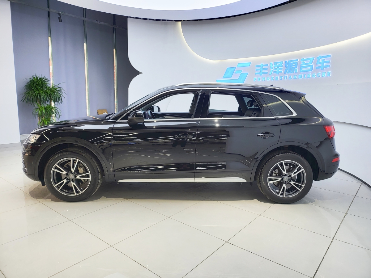 奧迪 奧迪Q5L  2020款 改款 40 TFSI 榮享進(jìn)取型圖片