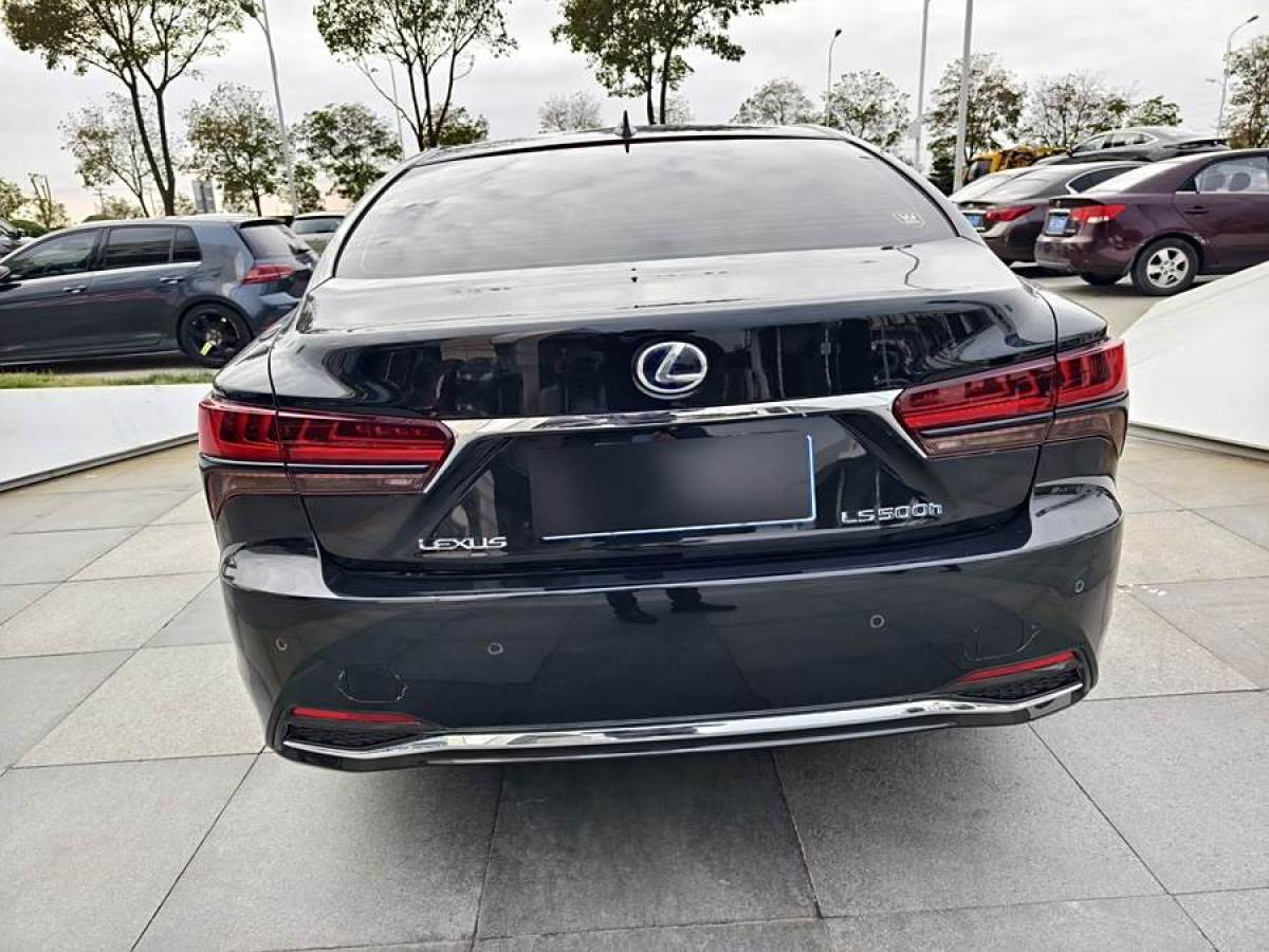 雷克薩斯 LS  2021款 500h 卓越版圖片