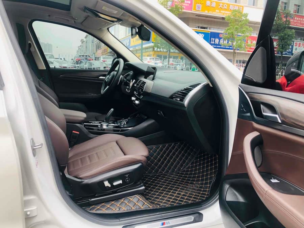 寶馬 寶馬X3  2020款 xDrive25i 豪華套裝圖片