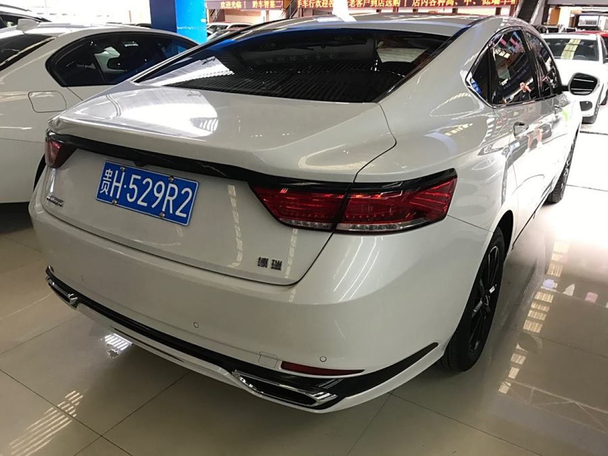 吉利 博瑞  2021款 1.8T 領(lǐng)航版圖片