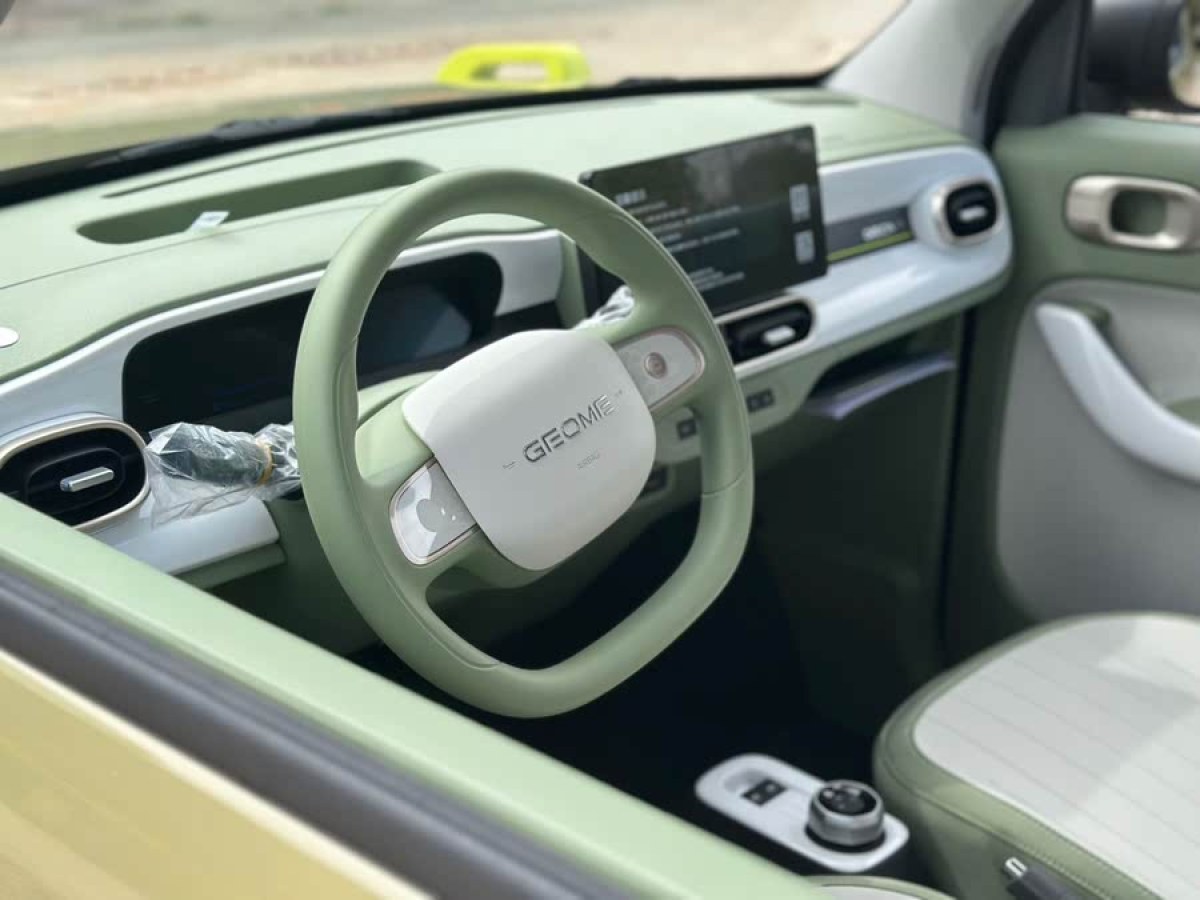吉利 熊貓mini  2025款 210km 熊貓騎士圖片