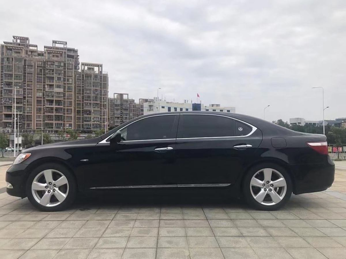 雷克薩斯 LS  2006款 460L 尊貴版圖片