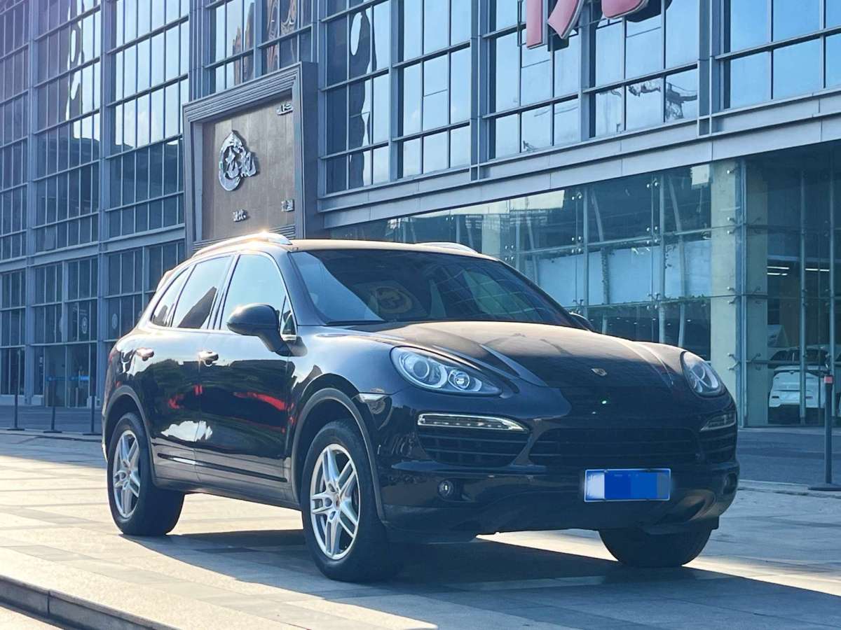 保時(shí)捷 Cayenne  2014款 Cayenne Platinum Edition 3.0T圖片