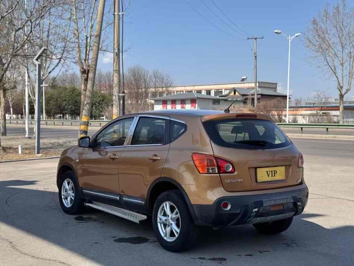 日產(chǎn) 逍客  2012款 2.0XL 火 CVT 2WD圖片