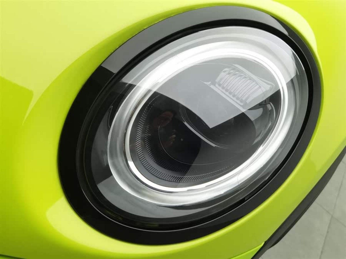 MINI MINI  2023款 2.0T COOPER S 藝術(shù)家 五門版圖片