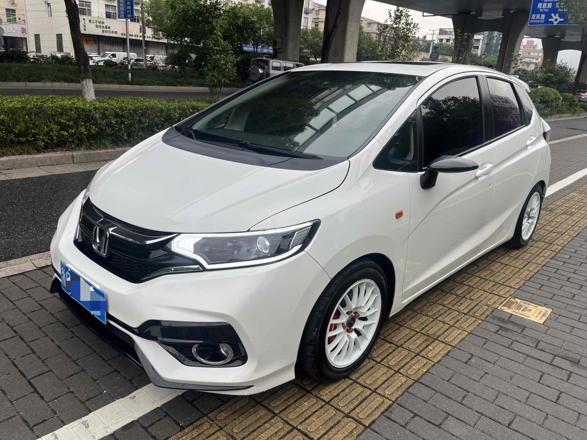 本田 飛度  2016款 1.5L LXS CVT舒適天窗版圖片