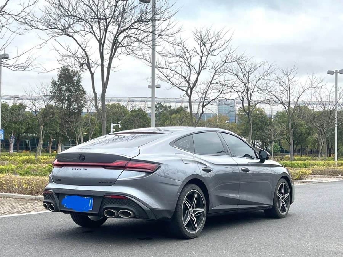名爵 名爵7  2023款 2.0T 自動(dòng)Trophy+激擎耀世版圖片