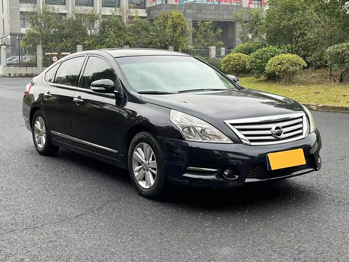 日產(chǎn) 天籟  2010款 2.0L XL周年紀(jì)念版圖片