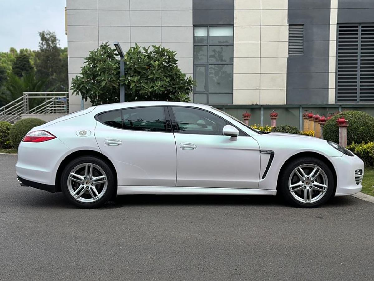 2011年10月保時(shí)捷 Panamera  2010款 Panamera 4 3.6L