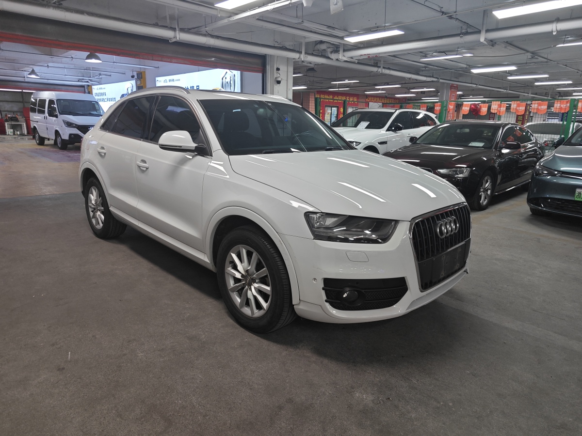 奧迪 奧迪Q3  2013款 35 TFSI 進(jìn)取型圖片