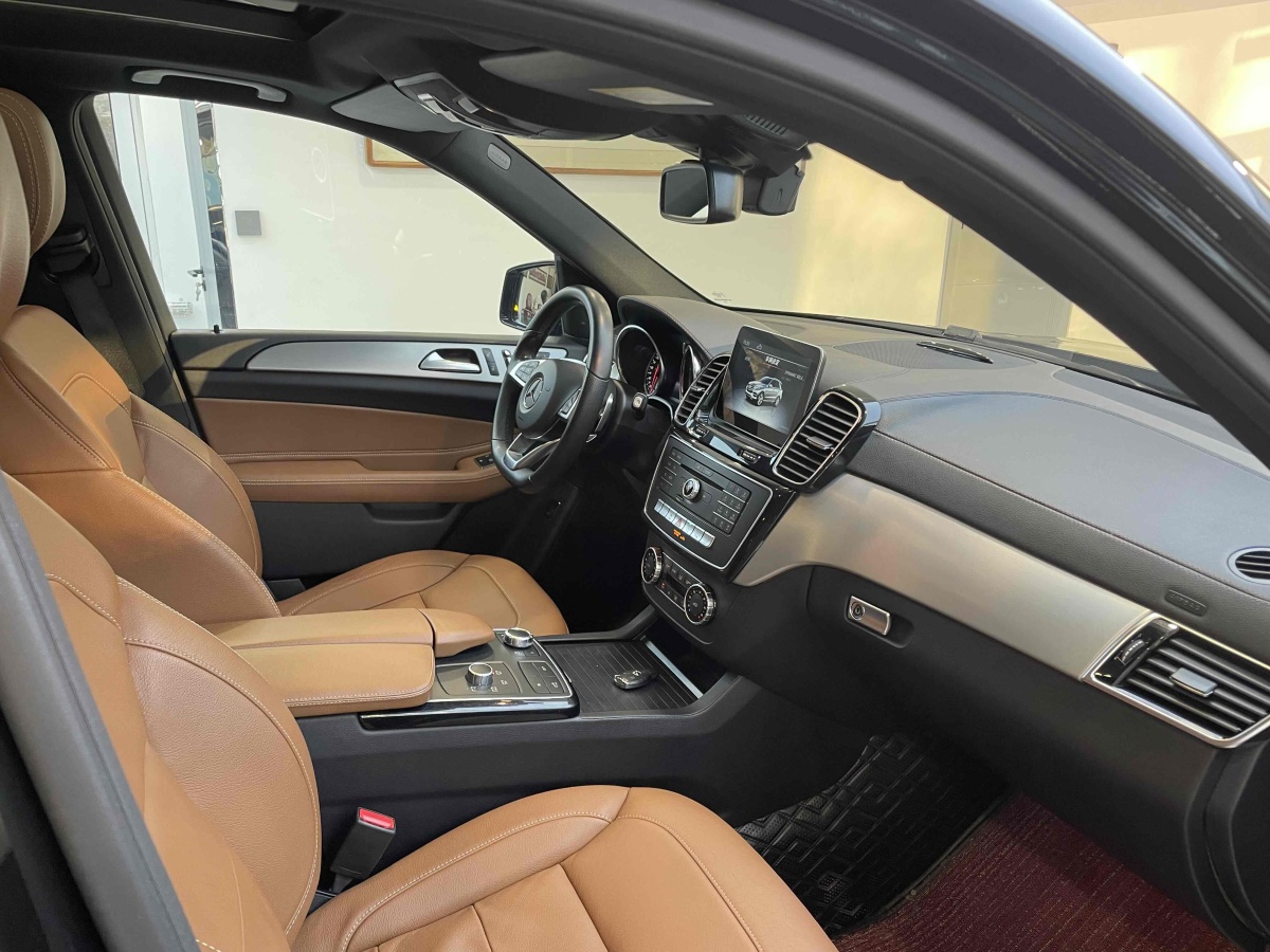 奔馳 奔馳GLE AMG  2017款 AMG GLE 43 4MATIC圖片