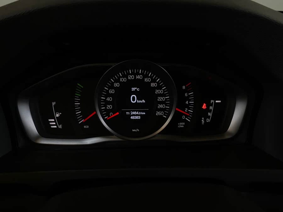 沃爾沃 S60L  2018款 T3 智進進取版圖片
