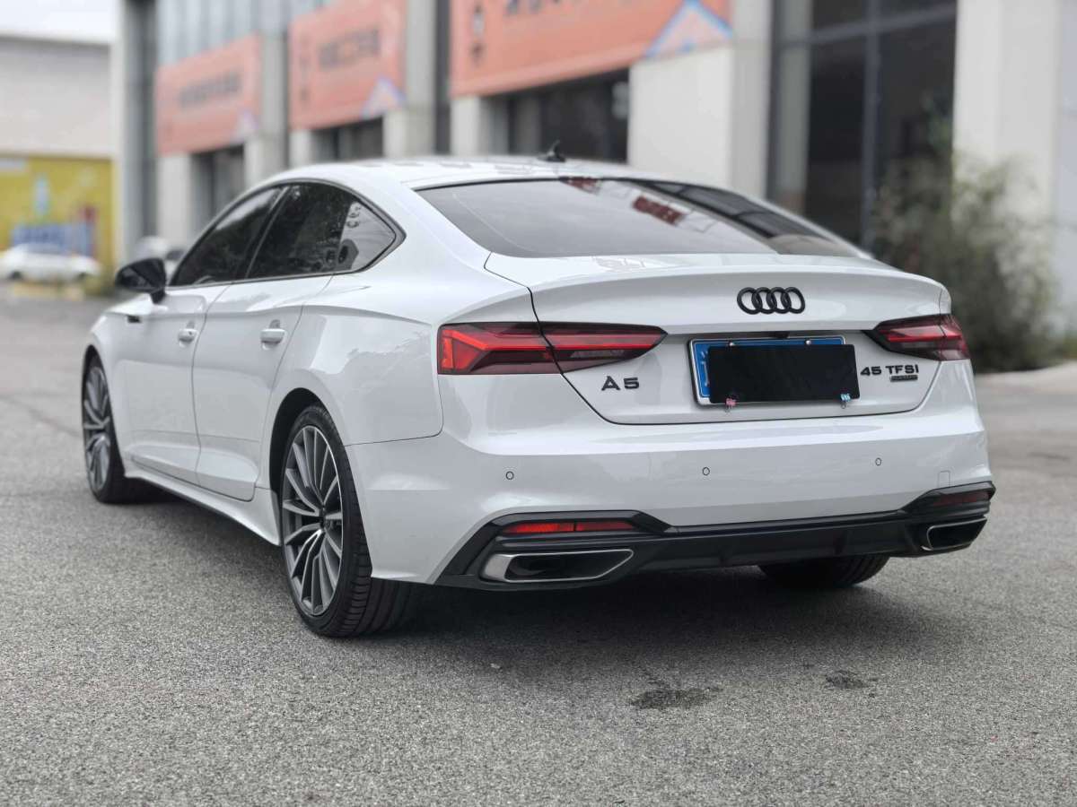 奧迪 奧迪A5  2021款 Sportback 40 TFSI quattro 豪華致雅型圖片