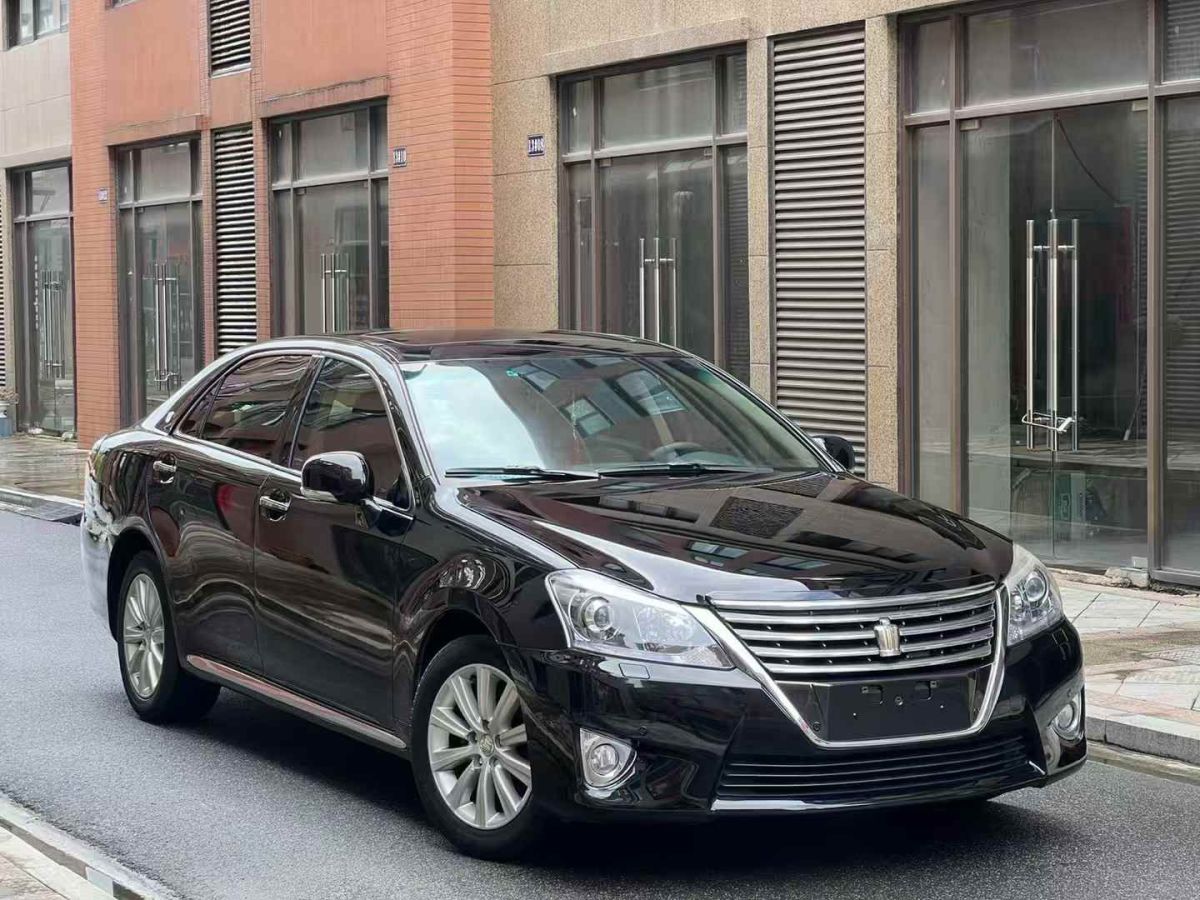 豐田 皇冠 圖片