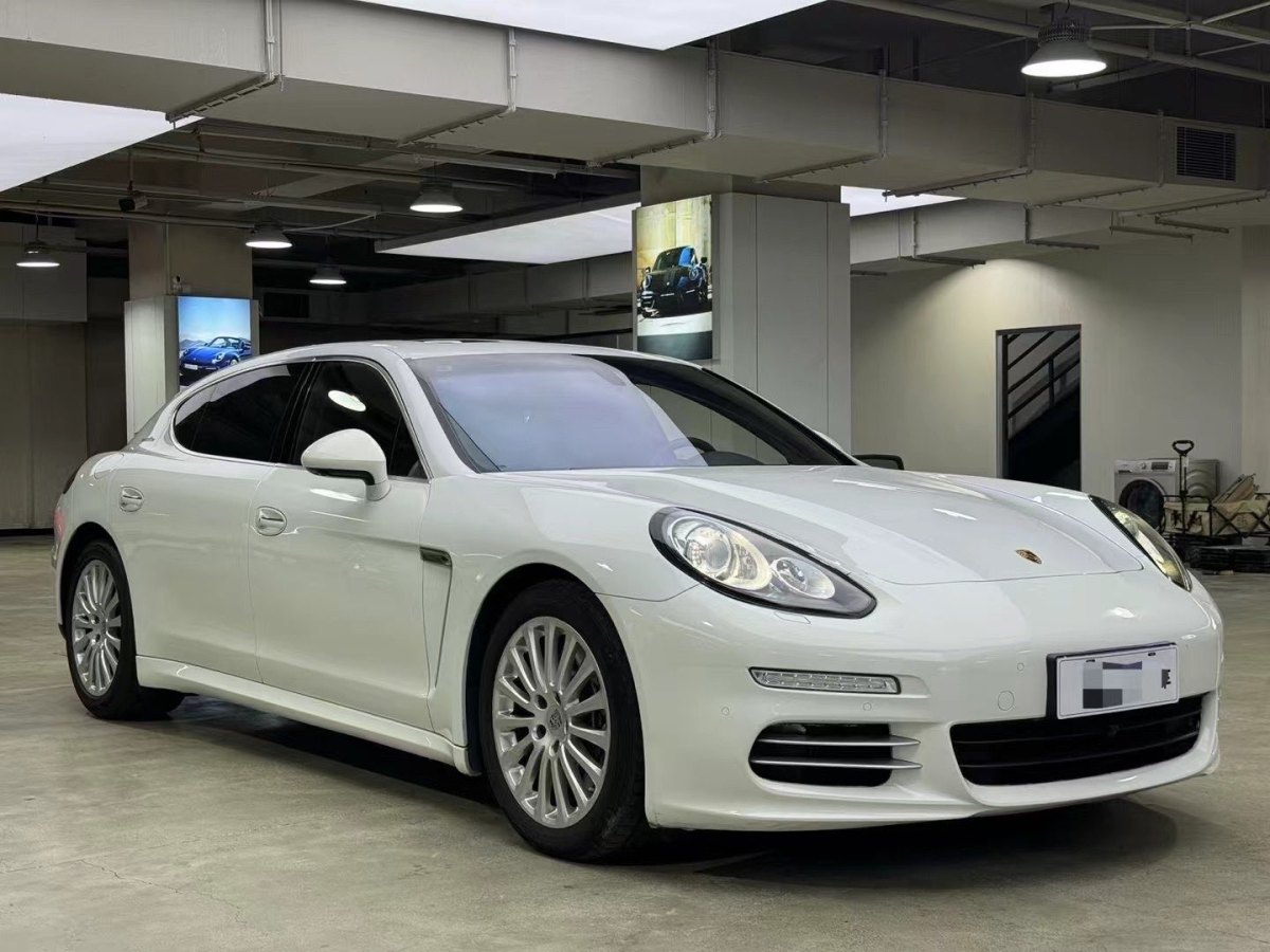 保時(shí)捷 Panamera  2014款 Panamera 4 Executive 3.0T圖片