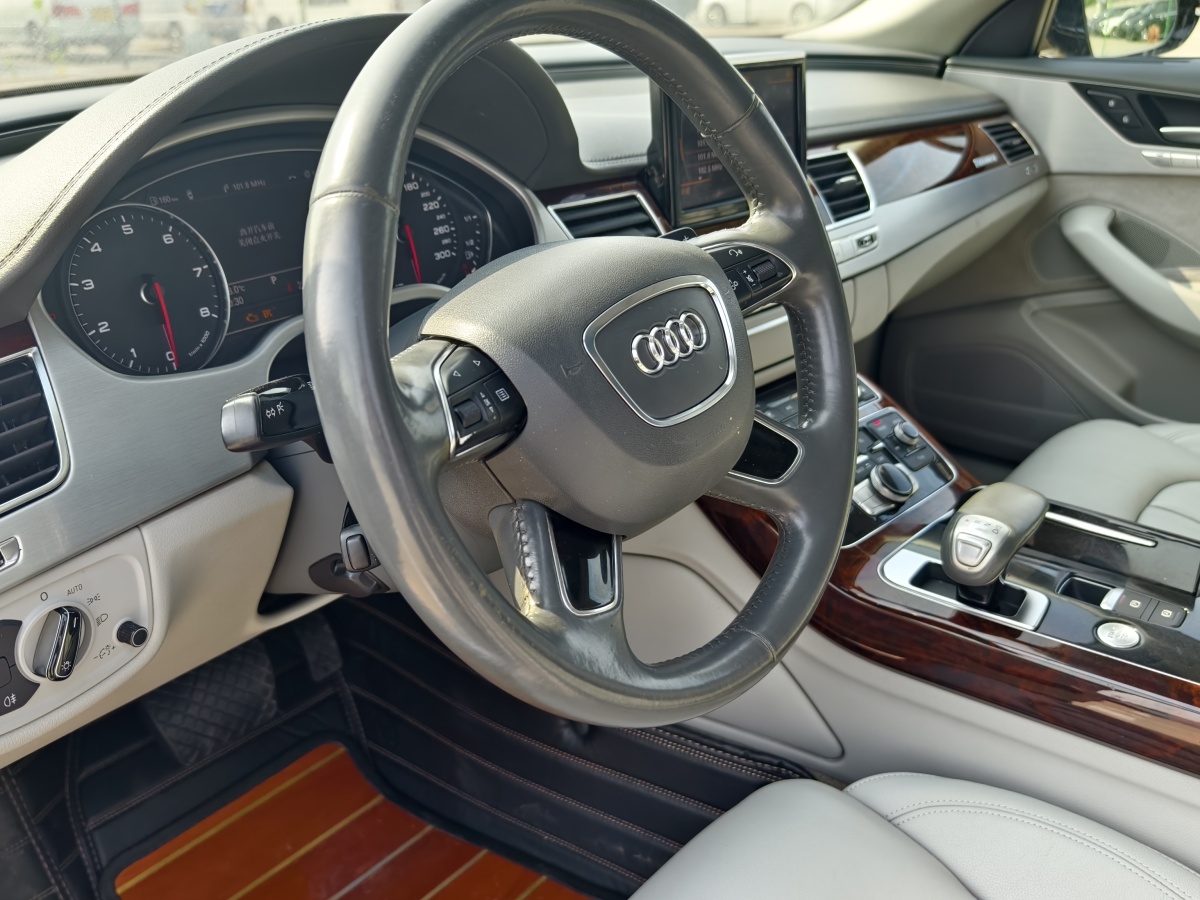 奧迪 奧迪A8  2013款 A8L 45 TFSI quattro舒適型圖片