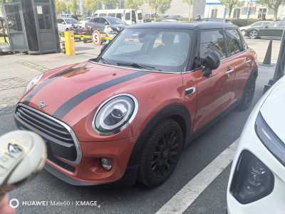 2018年8月 MINI MINI 1.5T COOPER 經(jīng)典派 五門(mén)版圖片