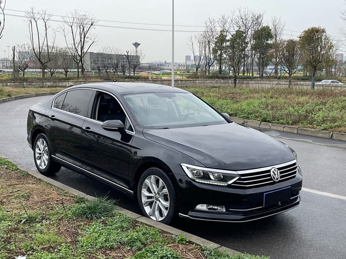 大眾 邁騰  2018款 改款 330TSI DSG 豪華型圖片