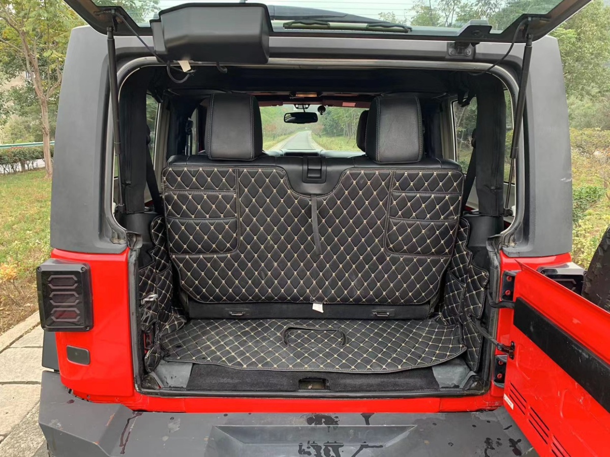 Jeep 牧马人  2015款 3.6L Rubicon 两门版图片