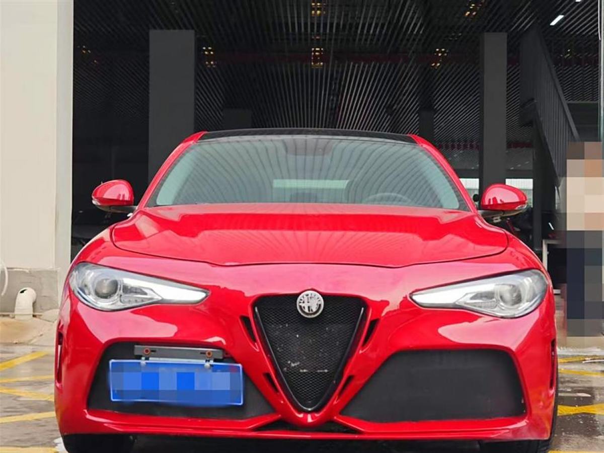 2018年9月阿爾法·羅密歐 Giulia  2017款 2.0T 280HP 豪華版