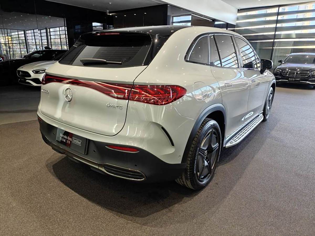 奔馳 奔馳EQE SUV  2023款 500 4MATIC 特別版圖片