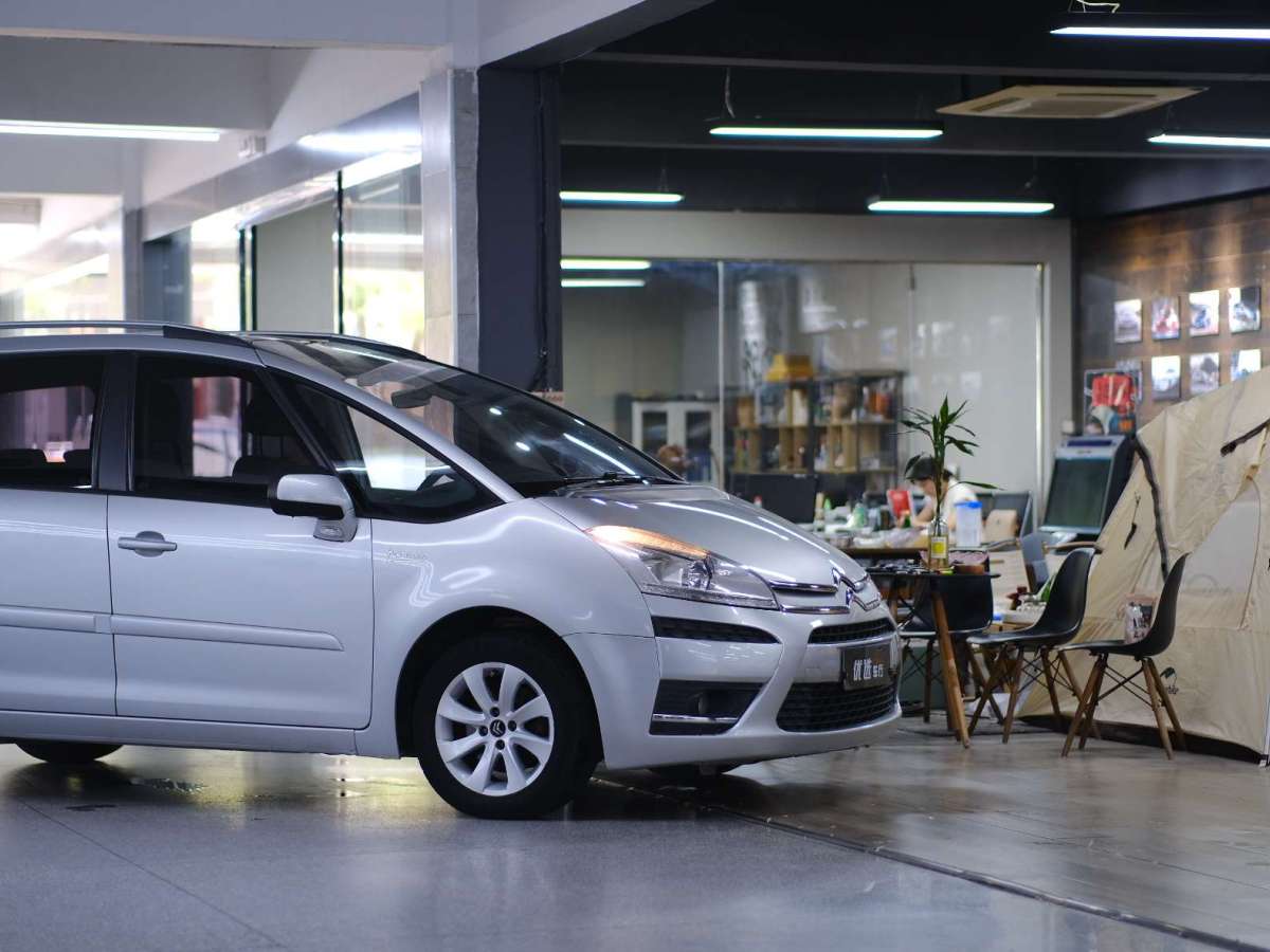 雪铁龙 C4 PICASSO  2009款 Grand 2.0L 舒适型图片