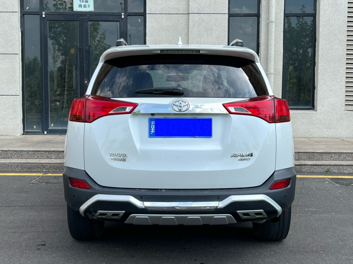 豐田 RAV4榮放  2015款 2.5L 自動四驅(qū)精英版圖片