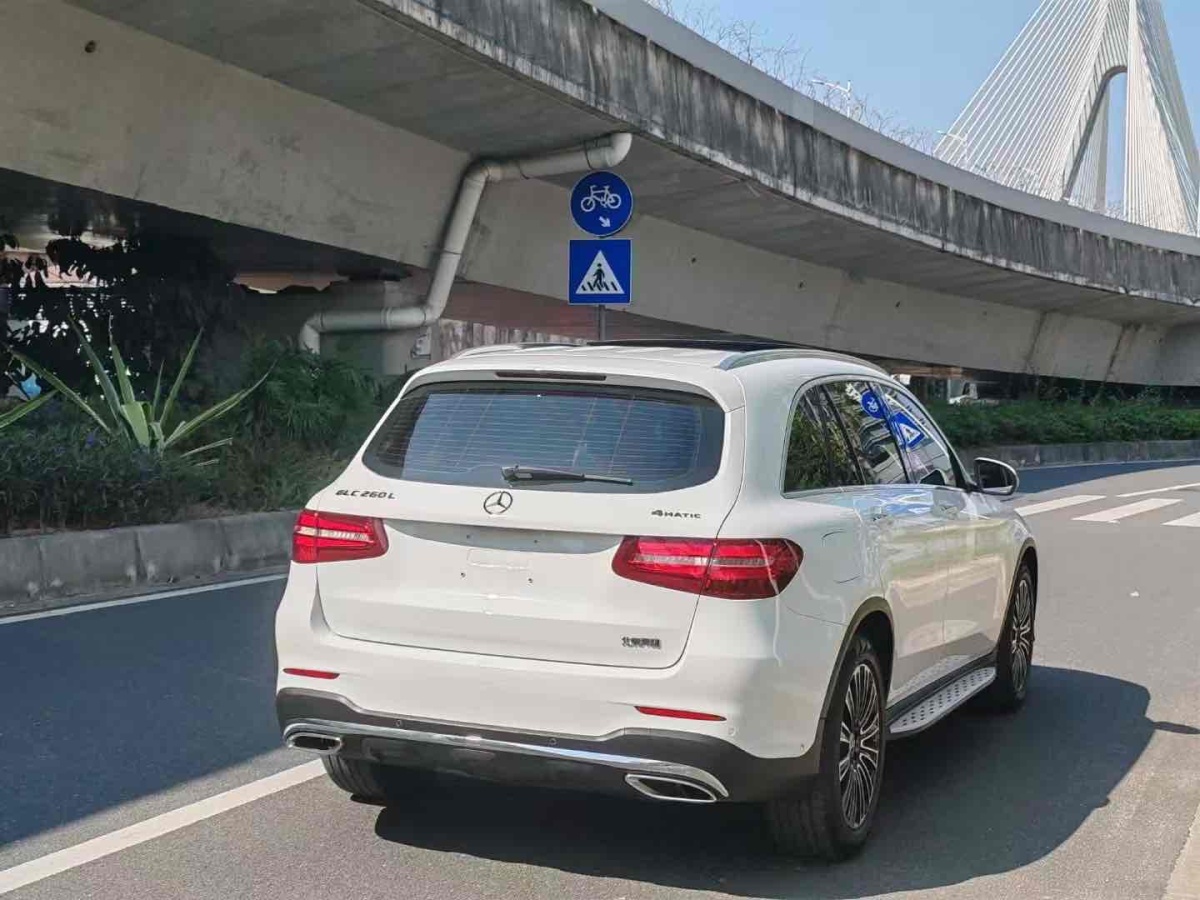 奔馳 奔馳GLC  2019款 改款 GLC 260 L 4MATIC 豪華型圖片