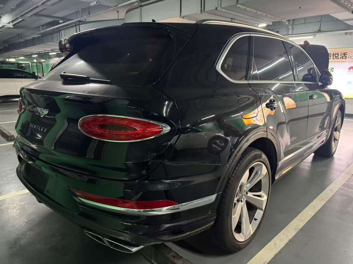賓利 添越  2022款 4.0T V8圖片